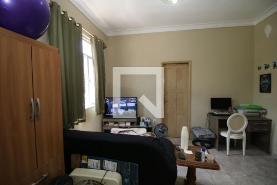 Sala de casa à venda com 2 quartos, 66m² em Irajá, Rio de Janeiro