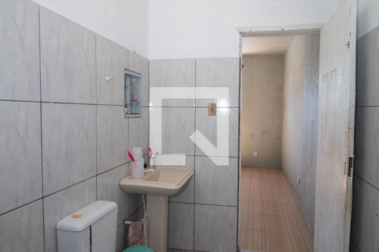 Banheiro da Suíte de casa à venda com 2 quartos, 189m² em Menino Deus, Porto Alegre