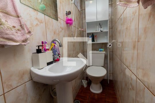 Banheiro de casa para alugar com 1 quarto, 50m² em Ermelino Matarazzo, São Paulo