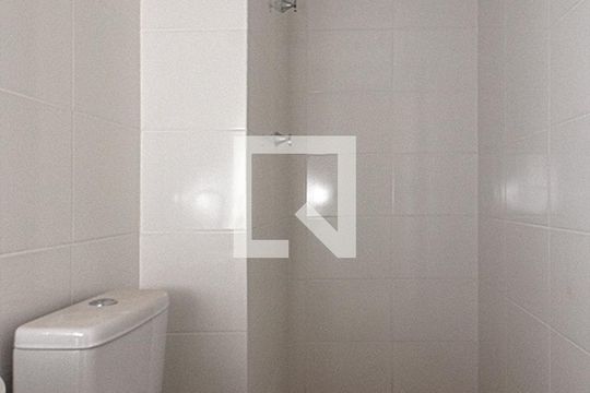 Banheiro de apartamento para alugar com 1 quarto, 52m² em Sacoma, São Paulo