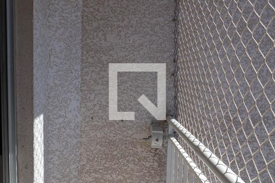 Varanda Sala de apartamento à venda com 2 quartos, 49m² em Jardim Rossi, Guarulhos