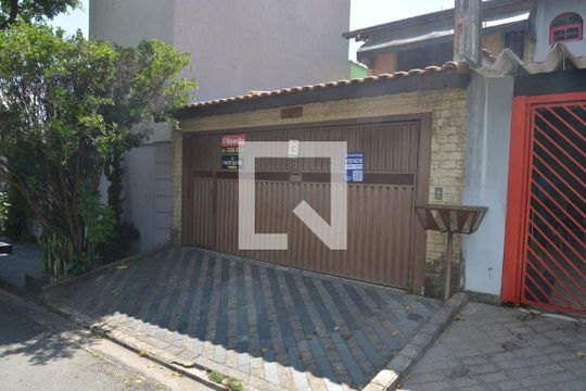 Placa de casa à venda com 2 quartos, 200m² em Vila Camilópolis, Santo André