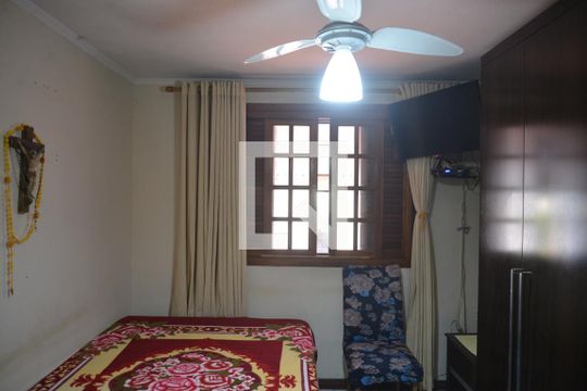 Quarto 1 de casa à venda com 2 quartos, 200m² em Vila Camilópolis, Santo André