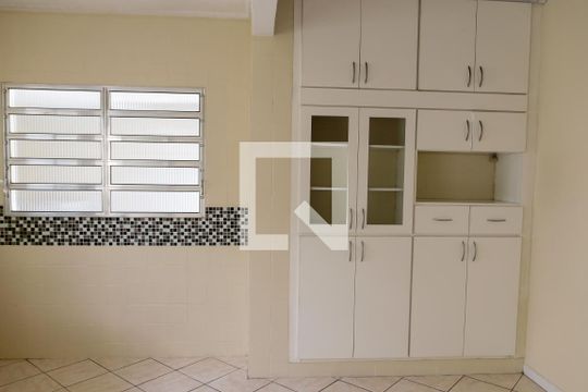 Cozinha de casa para alugar com 2 quartos, 100m² em Aliança, Osasco
