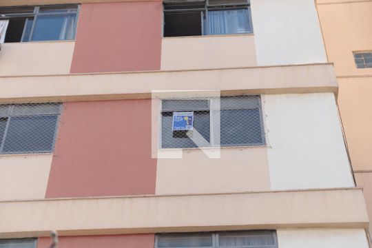 Plaquinha de apartamento para alugar com 3 quartos, 101m² em Setor Leste Vila Nova, Goiânia