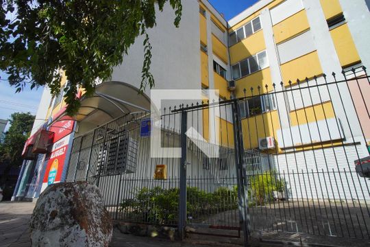 Fachada de apartamento à venda com 1 quarto, 46m² em Passo D’areia, Porto Alegre