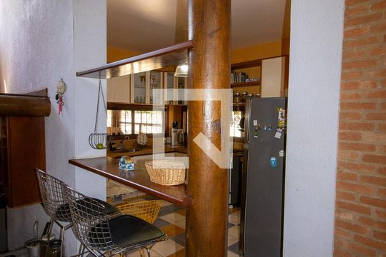 Sala de casa à venda com 5 quartos, 440m² em Chácara Santa Margarida, Campinas
