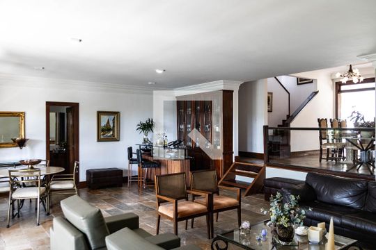 Sala 1 de casa à venda com 4 quartos, 450m² em São Bento, Belo Horizonte
