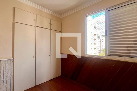 Quarto 1 de apartamento à venda com 2 quartos, 80m² em São Pedro, Belo Horizonte