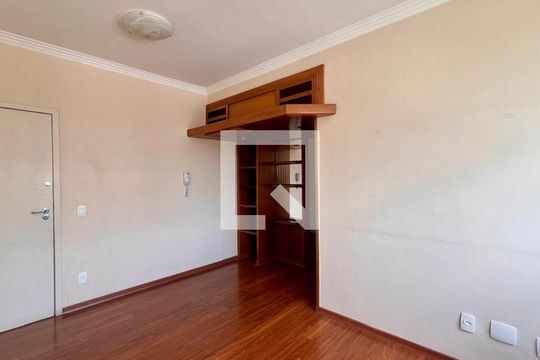 Sala de apartamento à venda com 2 quartos, 80m² em São Pedro, Belo Horizonte