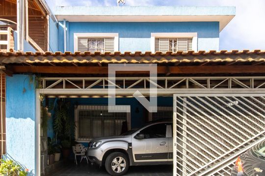 Fachada casa 1 de casa à venda com 3 quartos, 248m² em Vila Galvão, Guarulhos