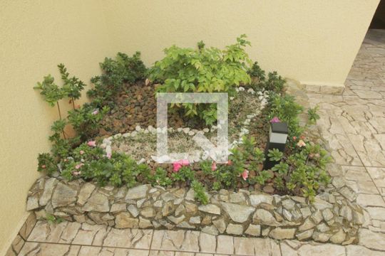 Jardim de casa à venda com 2 quartos, 150m² em Parque das Nações, Santo André