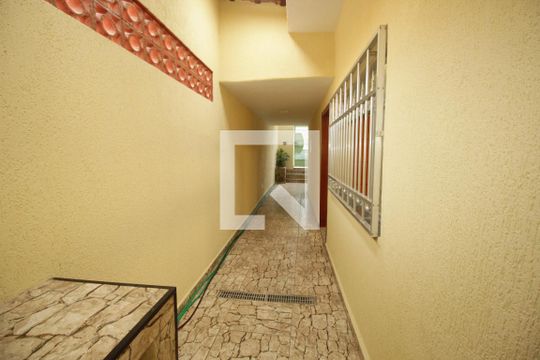 Quintal Lateral de casa à venda com 2 quartos, 150m² em Parque das Nações, Santo André