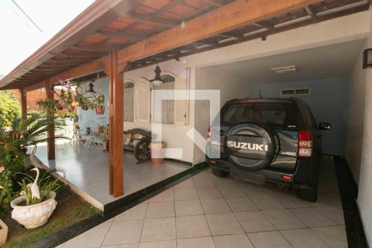 Garagem de casa à venda com 3 quartos, 280m² em Planalto, Belo Horizonte