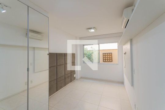 Suíte de apartamento para alugar com 3 quartos, 89m² em Maracanã, Rio de Janeiro