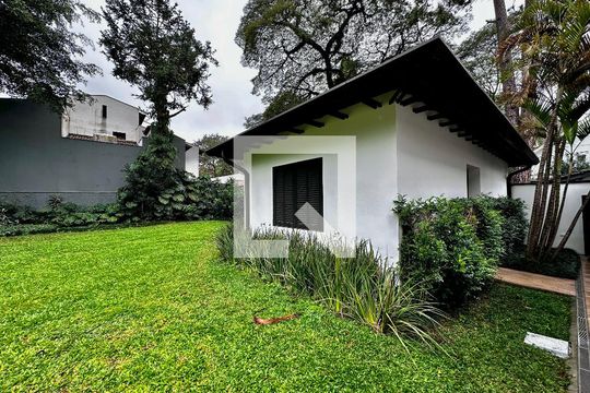 Quintal de casa à venda com 4 quartos, 490m² em Santo Amaro, São Paulo