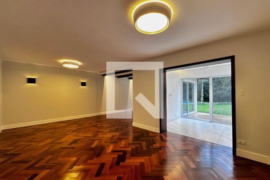 Sala de casa à venda com 4 quartos, 490m² em Santo Amaro, São Paulo