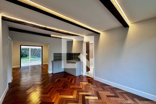 Sala de casa à venda com 4 quartos, 490m² em Santo Amaro, São Paulo