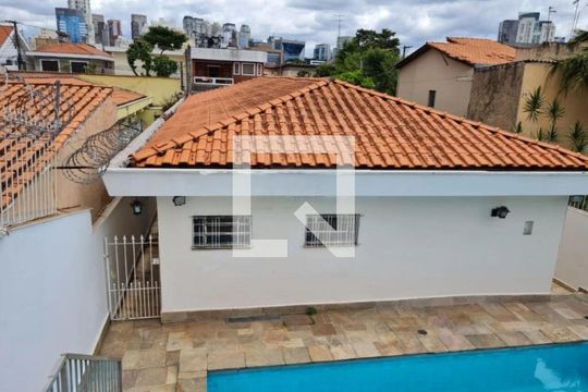 Casa para alugar com 5 quartos, 333m² em Cidade Monções, São Paulo