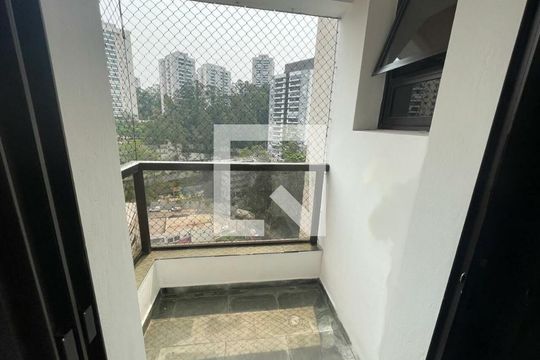 Apartamento para alugar com 4 quartos, 242m² em Morumbi, São Paulo