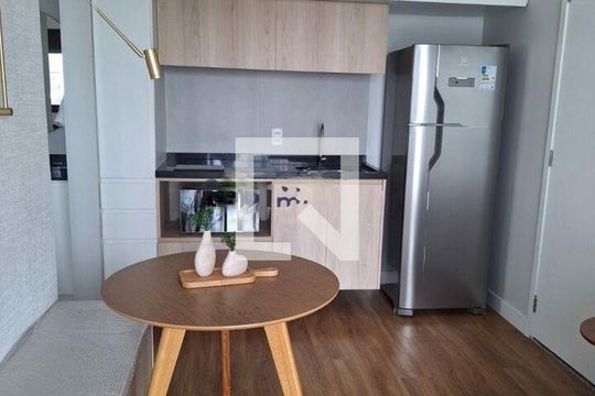 Apartamento à venda com 1 quarto, 32m² em Jardim das Acacias, São Paulo