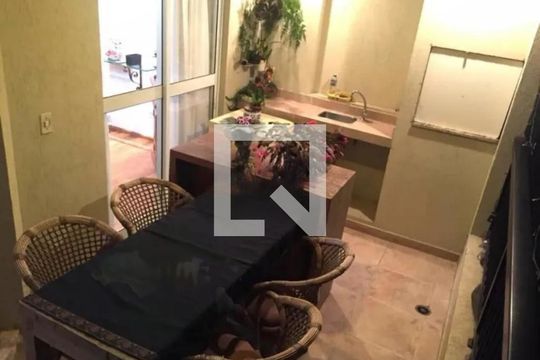 Apartamento à venda com 3 quartos, 130m² em Vila Suzana, São Paulo