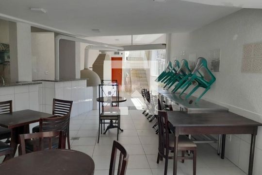 Casa à venda com 4 quartos, 316m² em Vila Morse, São Paulo