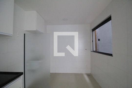 Área de serviço de apartamento para alugar com 2 quartos, 75m² em Taquara, Rio de Janeiro