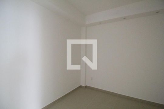Quarto de apartamento para alugar com 2 quartos, 75m² em Taquara, Rio de Janeiro