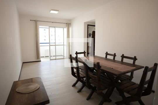 Apartamento para alugar com 3 quartos, 96m² em Costa Azul, Salvador