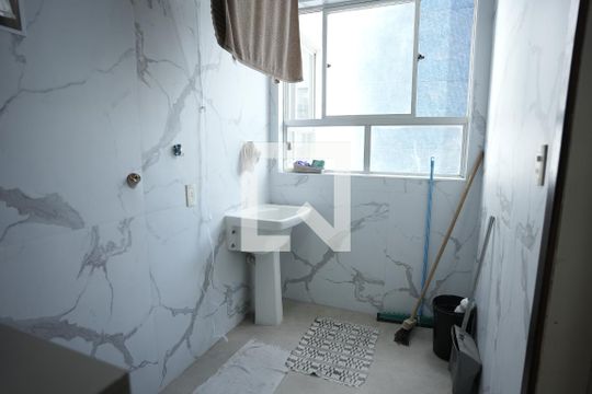 Área de Serviço de apartamento para alugar com 3 quartos, 96m² em Costa Azul, Salvador