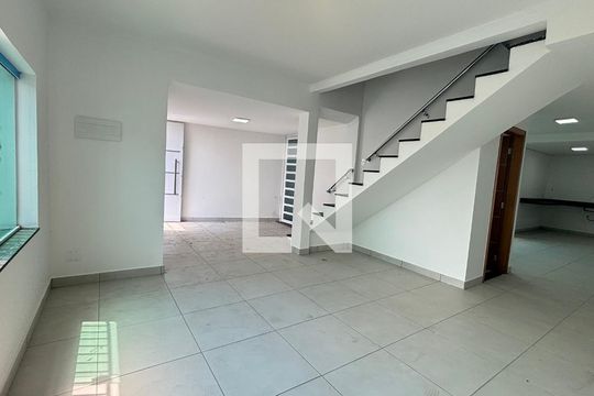 Sala - Sala de Jantar de casa à venda com 3 quartos, 250m² em Parque Oratório, Santo André