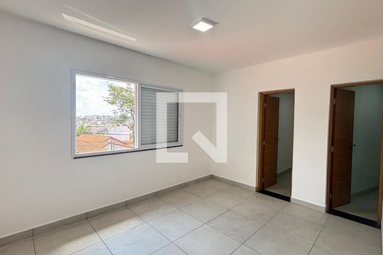 Suite 1 de casa à venda com 3 quartos, 250m² em Parque Oratório, Santo André