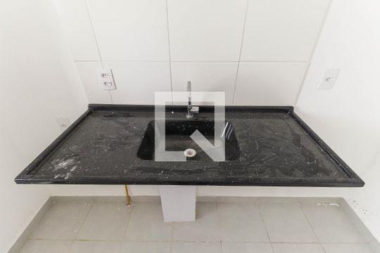 Cozinha de apartamento para alugar com 2 quartos, 38m² em Vila Progresso (zona Leste), São Paulo