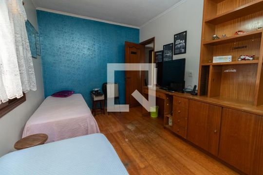 Quarto 1 de casa à venda com 3 quartos, 141m² em Vila Nhocuné, São Paulo