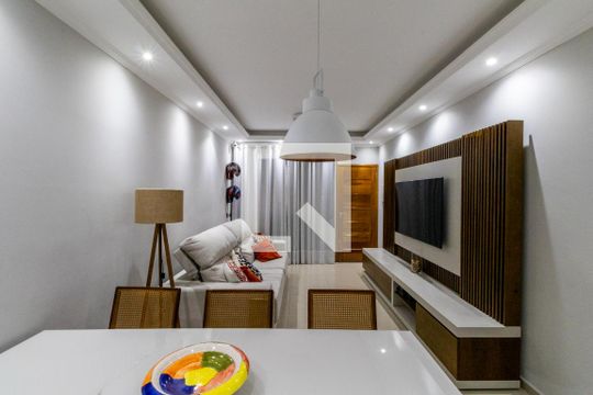Sala  de casa à venda com 3 quartos, 120m² em Jardim Nordeste, São Paulo
