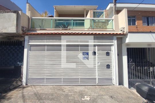 Fachada de casa à venda com 4 quartos, 300m² em Vila Bela Vista, Santo André