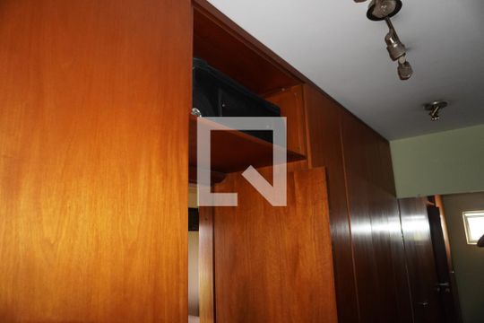 Closet de apartamento à venda com 5 quartos, 305m² em Vila Mariana, São Paulo