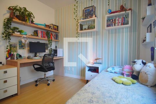 Quarto 2 de apartamento à venda com 2 quartos, 86m² em Vila Rosa, Novo Hamburgo