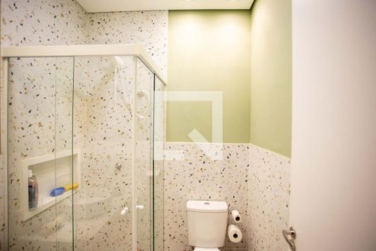 Banheiro de apartamento à venda com 2 quartos, 58m² em Bairro dos Casa, São Bernardo do Campo