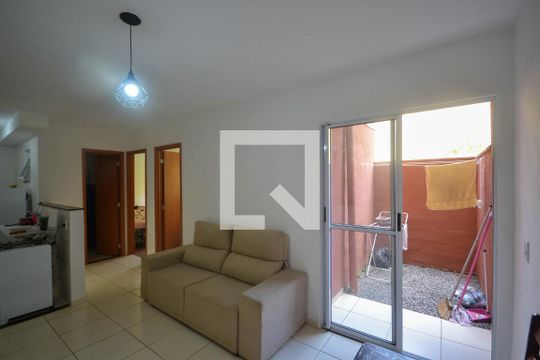 Sala de casa para alugar com 1 quarto, 48m² em Santa Amélia, Belford Roxo