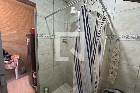 Banheiro de casa à venda com 3 quartos, 90m² em Todos Os Santos, Rio de Janeiro