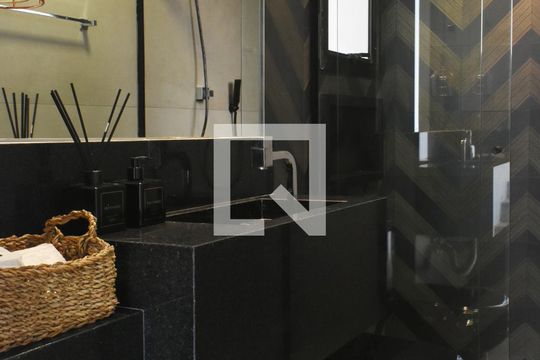 Banheiro 4 de apartamento à venda com 3 quartos, 410m² em Jardim Ampliacao, São Paulo