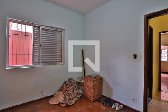 Quarto 2 de casa à venda com 3 quartos, 220m² em Vila Invernada, São Paulo