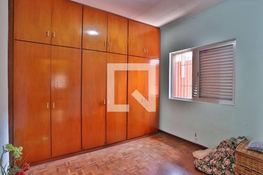 Quarto 2 de casa à venda com 3 quartos, 220m² em Vila Invernada, São Paulo