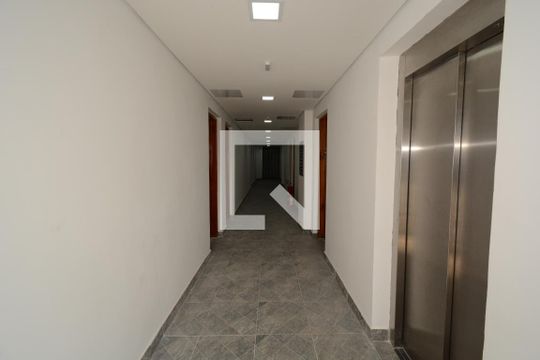 Área comum de kitnet/studio para alugar com 1 quarto, 18m² em Vila Castelo, São Paulo