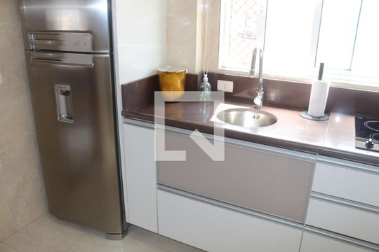 Cozinha de apartamento à venda com 3 quartos, 360m² em Santa Paula, São Caetano do Sul