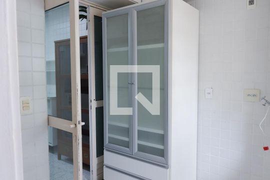 Lavanderia de apartamento à venda com 2 quartos, 95m² em Moema, São Paulo