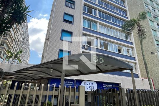 Fachada do Prédio de apartamento para alugar com 1 quarto, 69m² em Aparecida, Santos