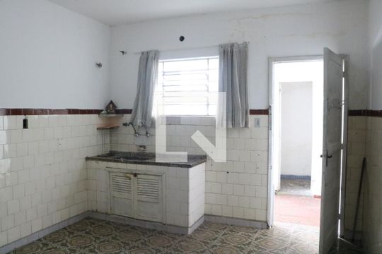 Cozinha de casa à venda com 2 quartos, 80m² em Vila Romana, São Paulo